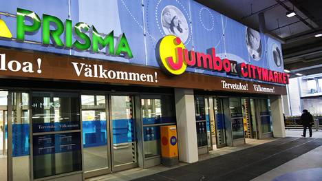 Kauppakeskus Jumbo evakuoitiin Vantaalla - Kotimaa - Ilta-Sanomat