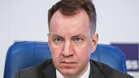 Tieteestä ja korkeakoulutuksesta vastannut apulaisministeri Pjotr Kutsherenko kuoli lentokoneessa.