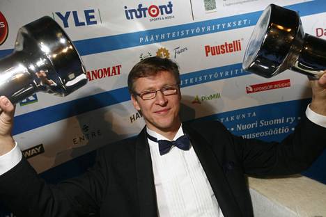 Markku Kanerva palkittiin Urheilugaalassa vuonna 2009 Vuoden valmentajana. Samana vuonna hänet valittiin Vuoden Markuksi.