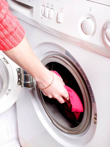 Pesukoneen vaarallisin käyttövirhe on Tukesin ylitarkastaja Jukka Lepistön mukaan se, että jätetään käyttöohjeen mukaiset huoltotoimenpiteet tekemättä.