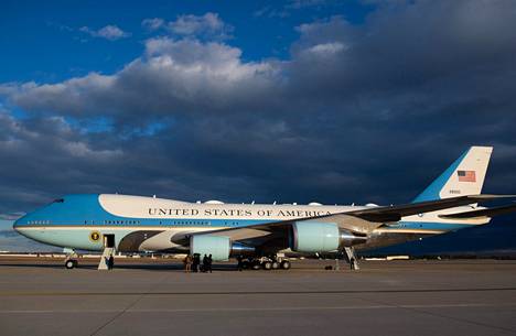 Maailman kenties tunnetuin Boeing 747 on Yhdysvaltain presidentin virkakone, Air Force One.