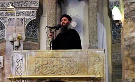 Isisin johtaja Abu Bakr al-Baghdad julisti kalifaatin perustetuksi Irakin Mosulissa kesällä 2014. Useaan otteeseen kuolleeksi väitetyn miehen uskotaan olevan edelleen elossa, mutta hänen tämänhetkisestä olinpaikastaan ei ole tietoa.