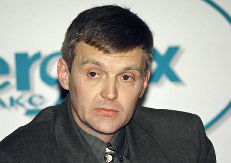 Aleksandr Litvinenko oli entinen KGB:n työntekijä, joka myöhemmin kritisoi äänekkäästi Venäjän johtoa. Kuva vuodelta 1998.