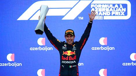 Sergio Perez juhli ensimmäistä voittoaan Red Bullilla. 