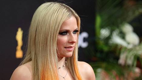 Avril Lavigne juhlistaa tänä vuonna esikoisalbuminsa 20-vuotispäivää. 