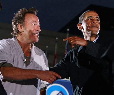 Laulaja Bruce Springsteen esiintyi demokraattien presidenttiehdokas senaattori Obaman,  vaalitilaisuudessa marraskuussa 2008.