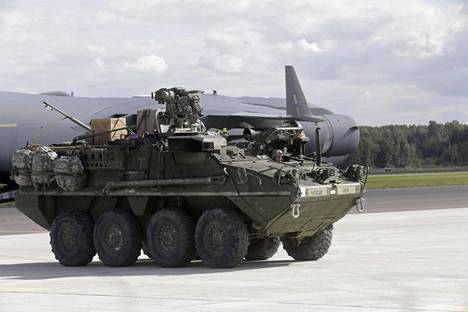 Myös Yhdysvaltain Stryker-panssaroituja ajoneuvoja saapuu Suomeen toukokuussa.