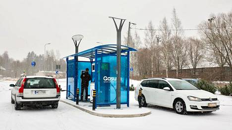 Kaasua tankkiin. Gasumilla on tällä hetkellä Suomessa 12 biokaasulaitosta.