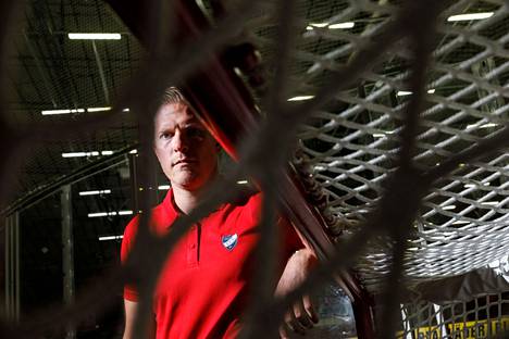 HIFK:n urheilujohtaja Tobias Salmelainen vastaa joukkueen rakentamisesta.