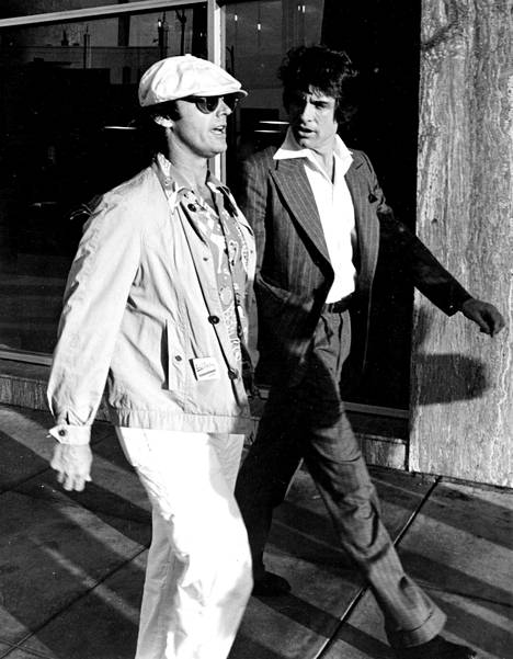 Warren Beatty ja Jack Nicholson (vas.) olivat aikansa suuria tähtiä.