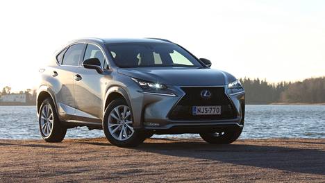 Lexus NX 300h on kokonaan toiselta planeetalta - Autot - Ilta-Sanomat