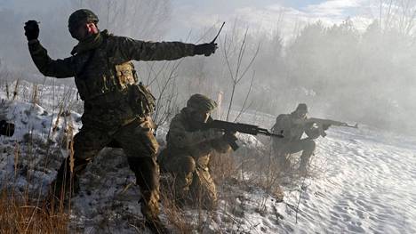Hyökkääkö Venäjä Ukrainaan? Kuusi kysymystä ja vastausta suurvaltojen  välillä kytevästä jännitteestä - Ulkomaat - Ilta-Sanomat
