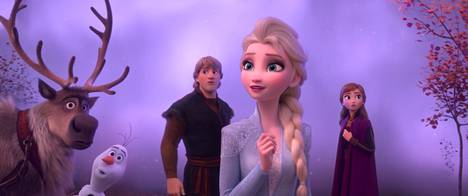 Frozen-seikkailuissa Kira Lehtomaki työskenteli yhtenä animaattoreista. Jatko-osan tarinaan käytiin etsimässä aineksia myös Suomen Lapista.