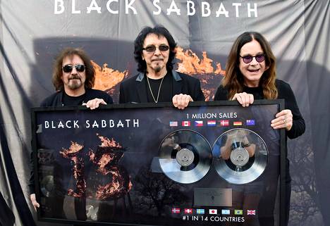 Blabk Sabbath on tehnyt pitkän uran. Kuvassa Geezer Butler, Tony Iommi ja Ozzy Osbourne.
