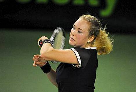 Emma Laine kohtasi Viron Margit Ruutelin naisten tenniksen ITF-turnauksessa Helsingissä viime vuoden lokakuussa.