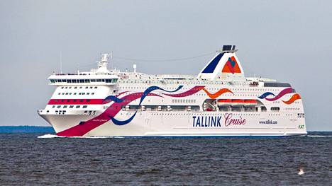 Baltic Queen -alus liikennöi  Tukholman ja Tallinnan välillä. 