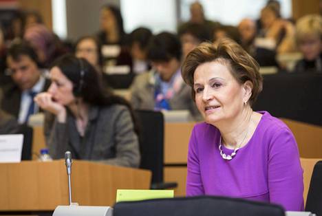 Varapuhemies Anneli Jäätteenmäki Euroopan liberaalidemokraattien liiton ryhmän kokouksessa Brysselissä.