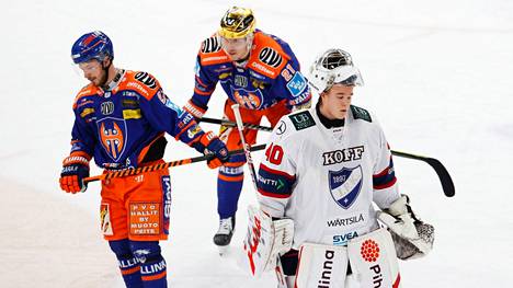 Severi Soukka tuli HIFK:n maalille Eemil Vinnin tilalle.