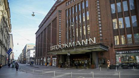 Stockmannin tavaratalo Helsingin keskustassa.