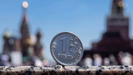 Venäjän haluaisi maksaa ulkomaiset lainansa ruplilla, jos se ei muuten pakotteiden takia onnistu.
