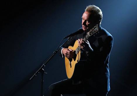 Sting esiintyi Oscar-gaalassa vuonna 2017.