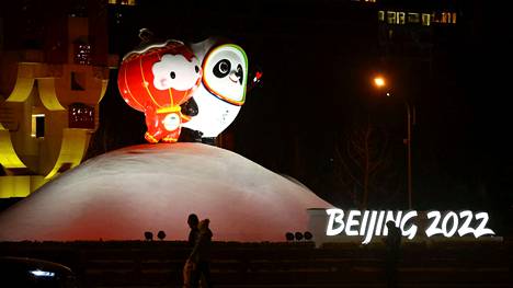 Korona kurittaa Pekingin talviolympialaisten tunnelmaa.