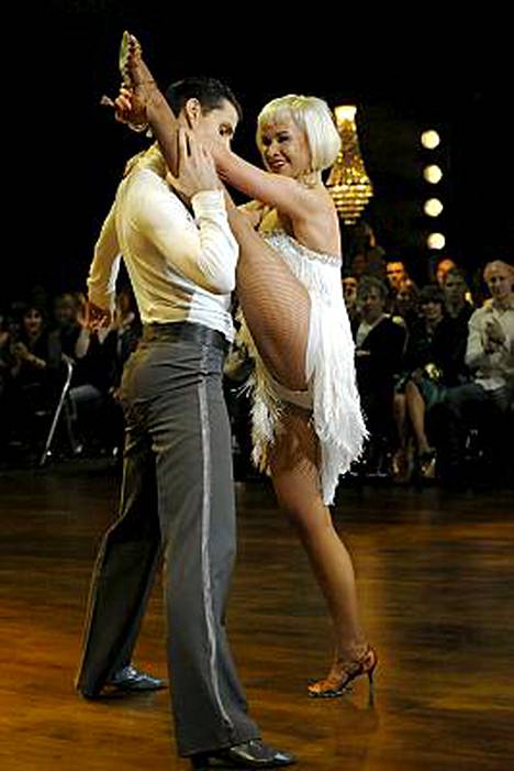 Rosa Meriläisen ja Sami Heleniuksen tanssi ei sytyttänyt sunnuntaina tuomareita.
