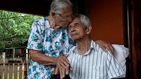 91-vuotias Clementina Espinoza ja tämän 100-vuotias puoliso Agustin noudattavat yksinkertaista ruokavaliota.