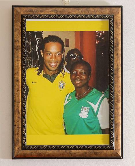 Pekingin olympialaisissa 2008 Ayisat Yusuf Aromire tapasi brassitähti Ronaldinhon. 