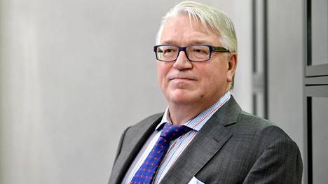 Kyösti Kakkonen omistaa Afarak Groupista 4,73 prosenttia.