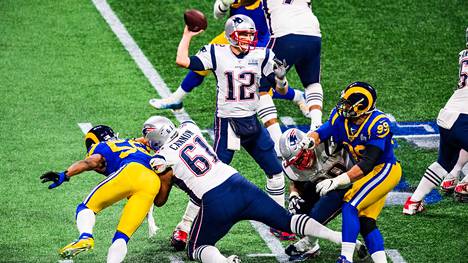 New England Patriotsin pelintekijätähti Tom Brady, 41, pääsi juhlimaan jo kuudetta Super Bowl -voittoaan.