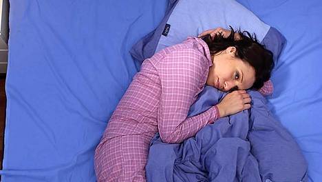 Heräätkö kello 3–4:n aikaan, ja loppuyön uni muuttuu pinnalliseksi?