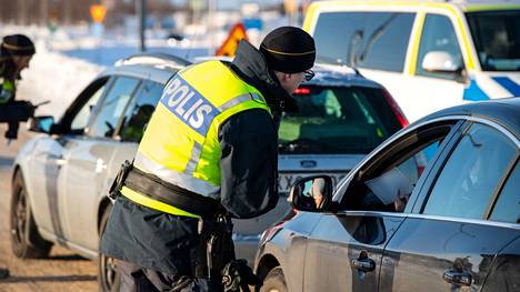 Ruotsin vastaisella rajalla on syytä varautua Ruotsin poliisin tekemään henkilöllisyyden tarkastamiseen ensi marraskuulle saakka.