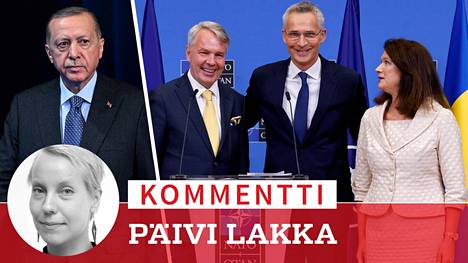 Suomen ulkoministeri Pekka Haavisto (vas), Ruotsin ulkoministeri Ann Linde (oik) ja Naton pääsihteeri Jens Stoltenberg tiedotustilaisuudessa Suomen ja Ruotsin liittymispöytäkirjojen allekirjoituksen jälkeen Naton päämajassa Brysselissä. 