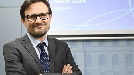 Valtiovarainministeriön reaalitalouden yksikön finanssineuvos Janne Huovari esitteli tänään ministeriön ennustetta.