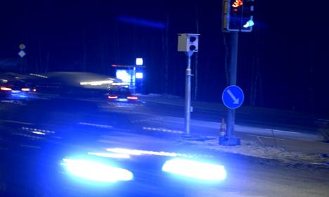 IS selvitti: ”Suomen vaarallisin tie” onkin keskimääräistä turvallisempi –  silti asennettiin 35 peltipoliisia! - Autot - Ilta-Sanomat