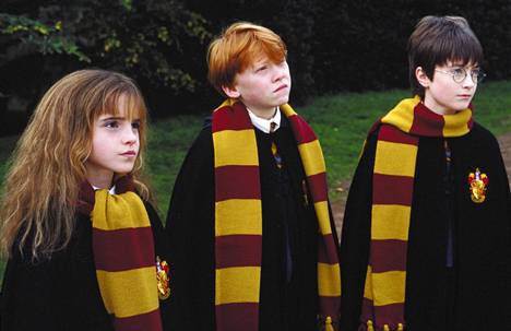 Harry Potter -elokuvat tekivät myös nuorista näyttelijöistä, Emma Watsonista, Rupert Grintistä ja Daniel Radcliffesta huippusuosittuja.