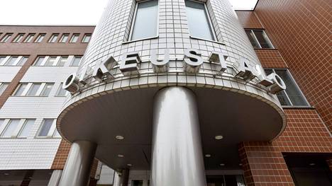 Oulun käräjäoikeus antoi tuomion seksuaalirikoksesta, johon liittyy seitsemän eri-ikäistä miestä.
