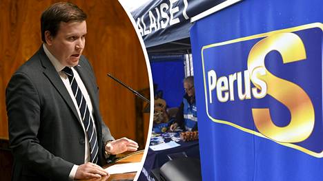 Perussuomalaisten eduskuntaryhmän puheenjohtaja Ville Tavio esitteli puolueen vaihtoehtobudjettia.