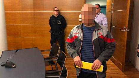 41-vuotias syytetty Pohjanmaan käräjäoikeudessa keskiviikkona.