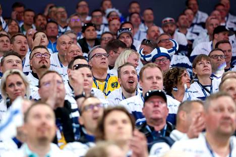 The Swedish supporter represented the middle of the blue and white sea.
