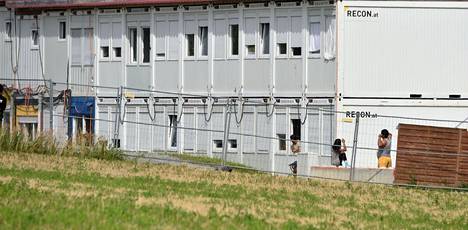 Saksan Baijerissa sijaitsevassa Mammingissa eristettiin aiemmin tällä viikolla maatila, jonka kausityöntekijöiden keskuudesta oli löydetty koronavirusta.