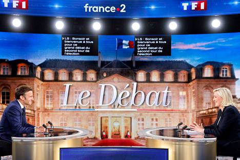 Emmanuel Macron ja Marine Le Pen kohtasivat vaaliväittelyssä keskiviikkona.
