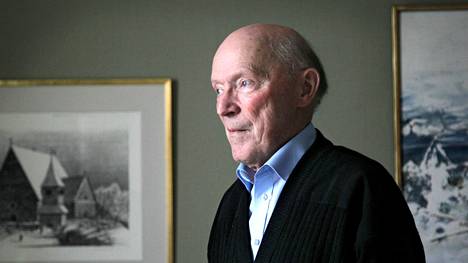 Ahti Hirvonen kuvattuna maaliskuussa 2011, jolloin hän täytti 80 vuotta.