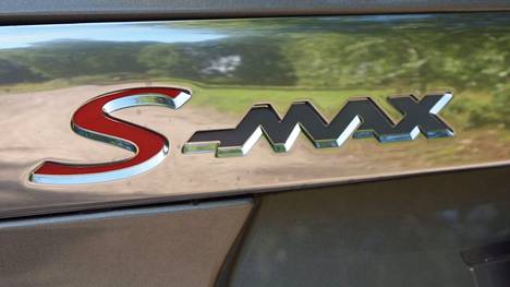 Vuoden 2006 mallia olevalla Ford S-Maxilla oli ajettu jo 258 000 kilometriä, mutta kaiken piti olla kunnossa. Kuvituskuva.