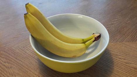 Kun banaaneja säilyttää kärki ylhäällä, kuten kuvassa, ne tummuvat hieman hitaammin, Satotukulta kerrotaan.
