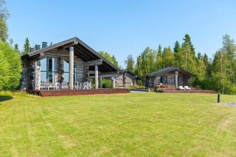 Juhannus Villa Parlälla Pohjois-Pohjanmaalla maksaa 2385 euroa. 