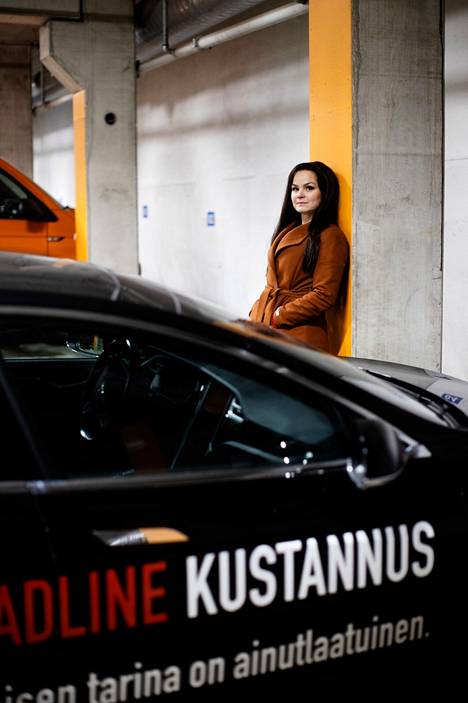 Vera Miettinen perusti rikoskirjallisuuteen keskittyvän Deadline Kustannuksen juuri ennen pandemiaa. 
