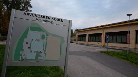 Vantaan Havukosken koulun pihalla on tapahtuneen nuorten välisen yhteenoton seurauksena 14-vuotias poika on menettänyt tajuntansa.