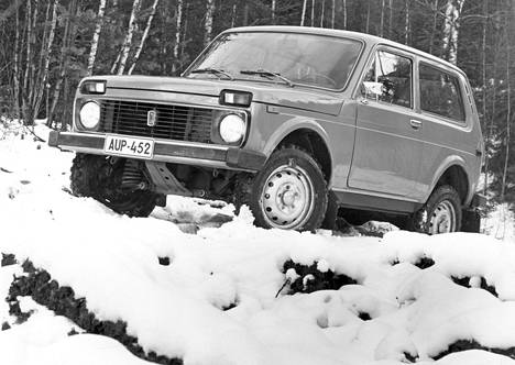 Lada Niva edustaa alkujaan 1970-luvun autotekniikkaa. Mallia valmistetaan Venäjällä yhä.